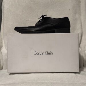 Calvin Klein Men's Textured Black Oxfords